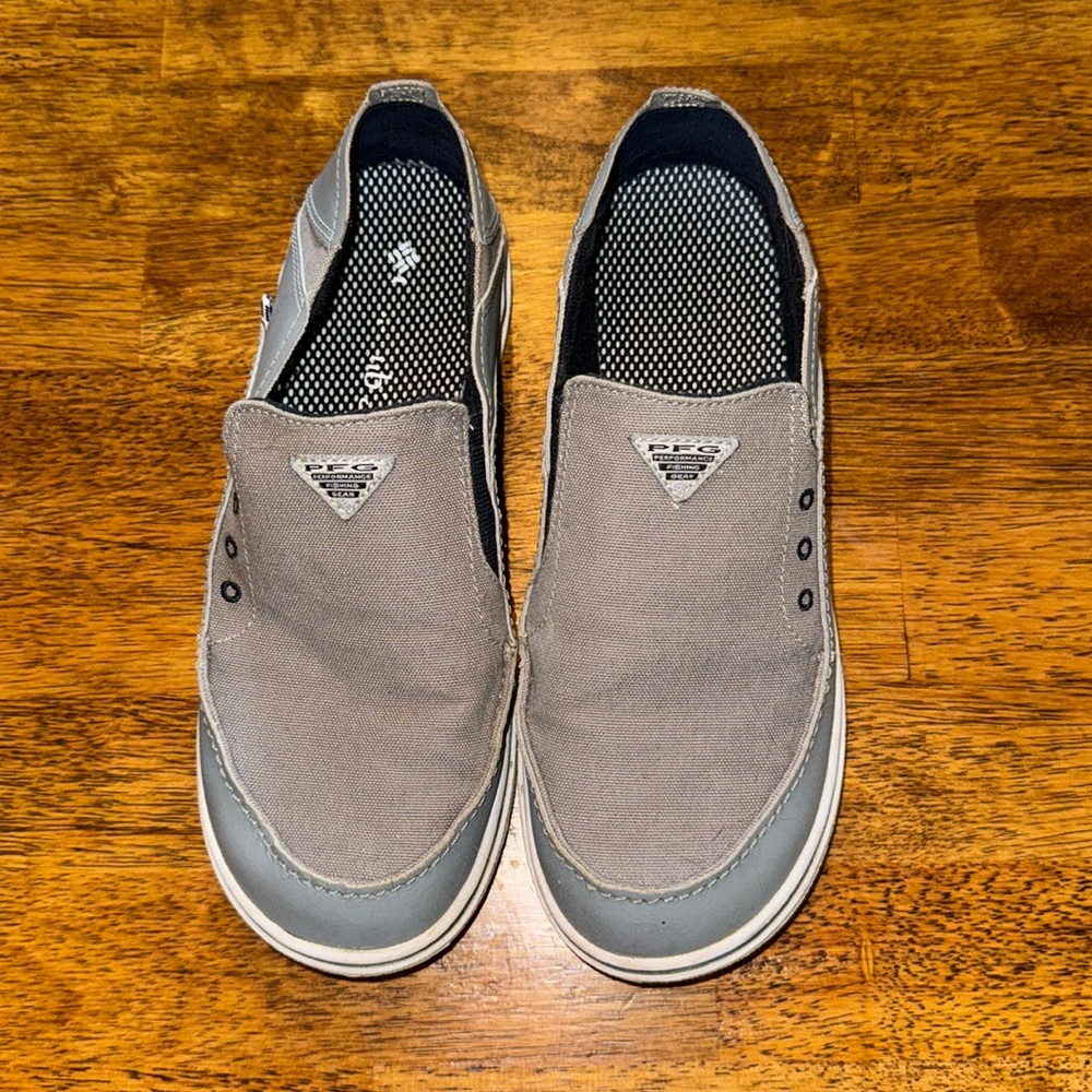 Columbia PFF Omni-grip slip on shoes. Size 6. Smoke free home.